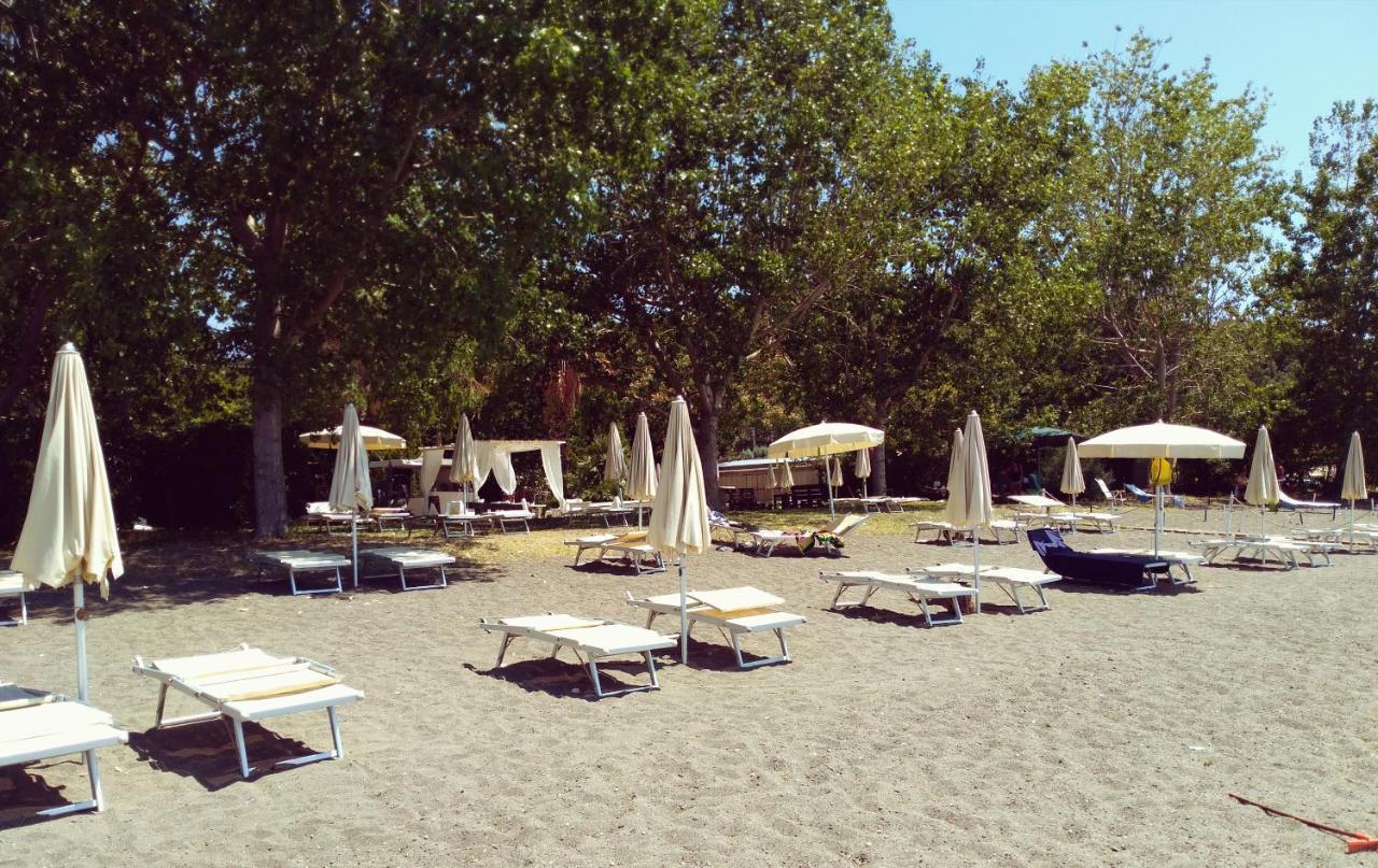 Camping Smeraldo Trevignano Romano Exterior photo