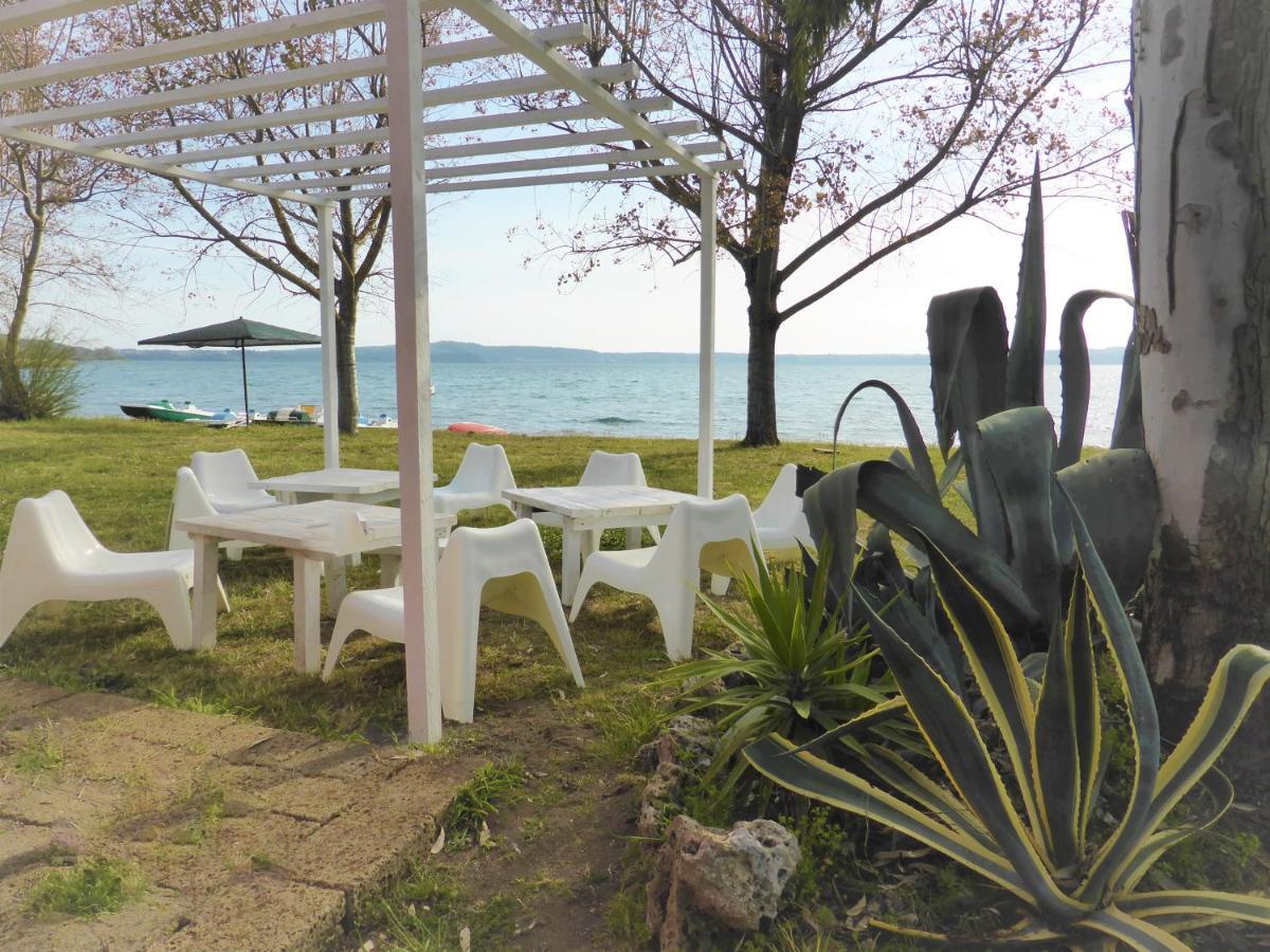 Camping Smeraldo Trevignano Romano Exterior photo
